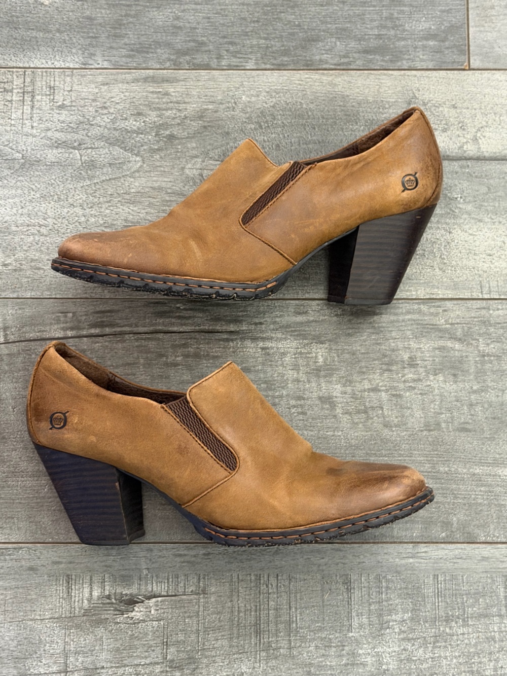 Born Women’s 8.5 Brown Leather Slip On Loafer Pumps Block Heel Comfort Shoes